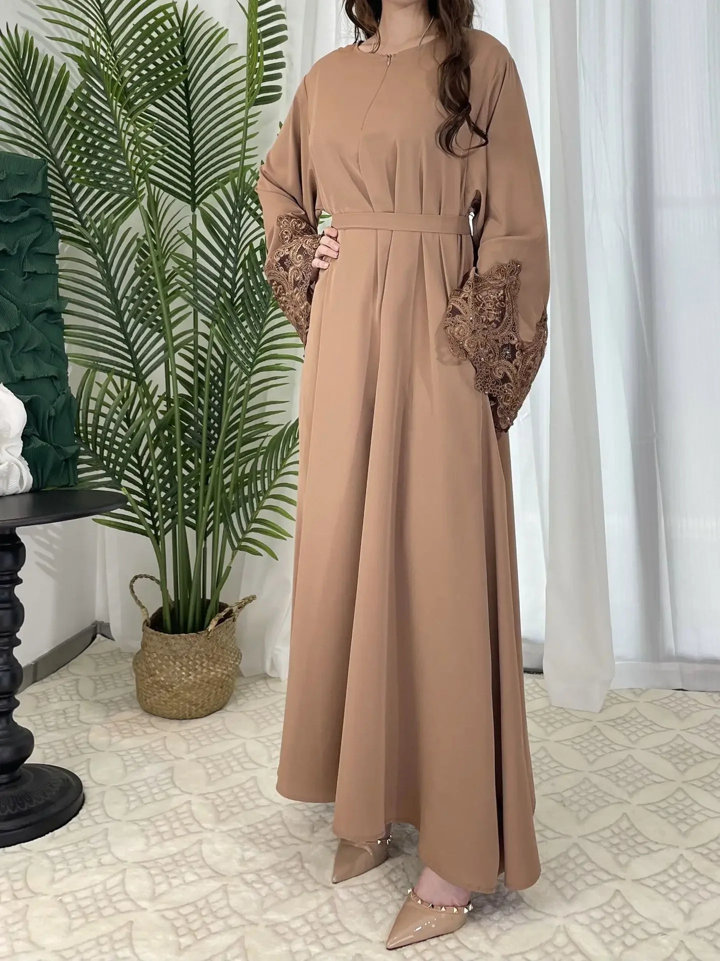 Abaya Mongia